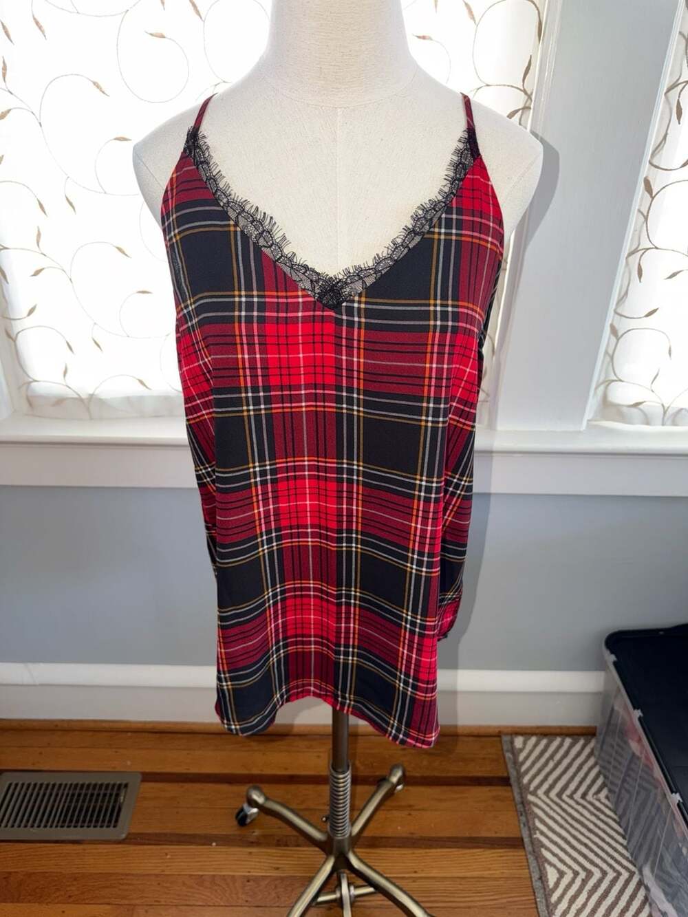 LOFT Outlet Red Plaid Lace Trim V-Neck Cami Top Size M